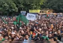 बांग्लादेश के चट्टोग्राम में तीन हिंदू मंदिरों में भीड़ ने की तोड़फोड़.