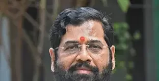 महाराष्ट्र में मुख्यमंत्री पद को लेकर कहां फंस रहा था पेंच, कैसे हुआ रास्ता साफ…