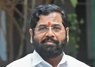 महाराष्ट्र में मुख्यमंत्री पद को लेकर कहां फंस रहा था पेंच, कैसे हुआ रास्ता साफ…