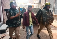 इंटरनेट बंद, संसद में उठा मुद्दा,संभल में 4 मौतों के बाद बाहरी व्यक्ति के प्रवेश पर रोक…