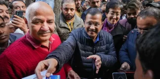 ‘ऐसी कोई योजना नहीं’ : केजरीवाल के संजीवनी योजना और महिला सम्मान योजना पर नोटिस जारी