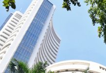 Stock Market Today: शेयर बाजार में गिरावट के बावजूद उछले Adani Group के सभी शेयर