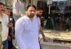 दिल्ली: करीब 3 घंटे की पूछताछ के बाद जामिया थाने से निकले आप विधायक अमानतुल्लाह खान