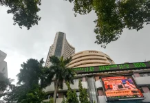 Stock Market Today: लगातार चौथे दिन तेजी के साथ खुले बाजार, सेंसेक्स-निफ्टी बढ़त के साथ कर रहे कारोबार