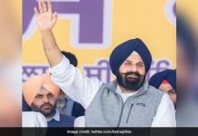 अकाली दल नेता बिक्रम मजीठिया को राहत बरकरार, SC ने खारिज की पंजाब सरकार की याचिका