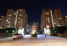 लखनऊ के ओमेक्स इंडिया लिमिटेड कंस्ट्रक्शन कंपनी में हुआ भीषण हादसा