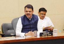 महाराष्ट्र में हिंदी की अनिवार्यता खत्म, 5वीं तक हिन्दी पढ़ाने के फैसले पर लगी रोक