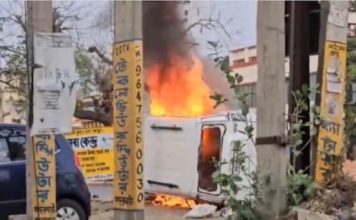 वक्फ को लेकर बंगाल के मुर्शिदाबाद में बवाल, हिंसक झड़प, उपद्रवियों ने कई गाड़ियां फूंकी