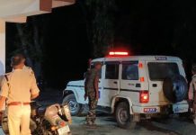 рдмрд┐рд╣рд╛рд░: рдирд╛рдмрд╛рд▓рд┐рдЧ рд▓рдбрд╝рдХреА рдХреЗ рд╕рд╛рде рдЦреЗрдд рдореЗрдВ рдХрд┐рдпрд╛ рд╕рд╛рдореВрд╣рд┐рдХ рдмрд▓рд╛рддреНрдХрд╛рд░, рдкреБрд▓рд┐рд╕ рдХреЗ рд╣рддреНрдереЗ рдЪрдврд╝реЗ рдЪрд╛рд░реЛрдВ рдЖрд░реЛрдкреА