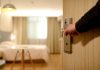 बेंगलुरु में 3 BHK का किराया 2.7 लाख, सिक्योरिटी 15 लाख, रेंटल लिस्टिंग ने इंटरनेट पर मचाया बवाल