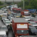 अब दिल्ली के साथ NCR में भी पुरानी गाड़ियों पर होगा एक्शन, 4 महीने से कम की मोहलत