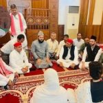 рд╕рджрди рд╕реЗ рдкрд╣рд▓реЗ рдорд╕реНрдЬрд┐рдж рдореЗрдВ рдХреНрдпреЛрдВ рдЧрдП рдереЗ рдЕрдЦрд┐рд▓реЗрд╢ рдпрд╛рджрд╡? рд╕рдкрд╛ рд╕рд╛рдВрд╕рдж рдореЛрд╣рд┐рдмреБрд▓реНрд▓рд╛рд╣ рдирджрд╡реА рдиреЗ рдмрддрд╛рдпрд╛ рдХрд╛рд░рдг