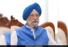 40 देशों से तेल खरीदते हैं… रूसी तेल पर अमेरिकी टैरिफ की धमकी पर हरदीप पुरी