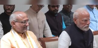 20 प्रस्तावक, 20 अनुमोदक, PM मोदी भी रहे साथ… NDA उम्मीदवार राधाकृष्णन ने भरा नामांकन