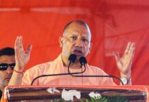 यादव और मुस्लिमों के खिलाफ एक्शन का फरमान… बेलगाम अफसर को CM योगी ने किया सस्पेंड