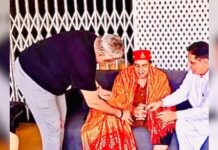 धर्मेंद्र ने टोपी और शॉल पहनकर दिया प्यार और भाईचारे का संदेश, बोले– हर मजहब, हर कौम…