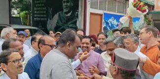 उत्तराखंड पंचायत चुनाव में कौन जीता, कौन हारा, बीजेपी-कांग्रेस ऑफिस में भी जीत का जश्न