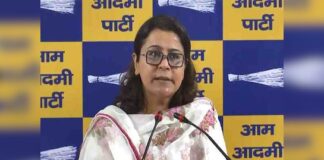 рдХрд╛рдВрдЧреНрд░реЗрд╕ рдорд╣рд╛рд░рд╛рд╖реНрдЯреНрд░-рдХрд░реНрдирд╛рдЯрдХ рдХреА рдмрд╛рдд рдХрд░ рд░рд╣реА рд╣реИ, рд▓реЗрдХрд┐рди рджрд┐рд▓реНрд▓реА рдореЗрдВ тАШрд╡реЛрдЯ рдЪреЛрд░реАтАЩ рдЬрд┐рдХреНрд░ рдирд╣реАрдВ рдХрд░рддреА рд╣реИ: AAP