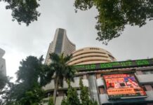 शेयर बाजार में जोरदार तेजी, सेंसेक्स 81,000 के पार, निफ्टी 24,870 पर पहुंचा