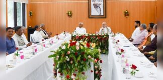 рдПрдХ рд╕рд╛рдВрд╕рдж рдкрд░ 6 рд╕реАрдЯ! рдмрд┐рд╣рд╛рд░ NDA рдореЗрдВ рд╕реАрдЯ рд╢реЗрдпрд░рд┐рдВрдЧ рдкрд░ рдХреИрд╕реЗ рдмрдиреА рд╕рд╣рдорддрд┐, рдЬрд╛рдиреЗрдВ INSIDE STORY