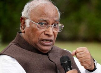 कांग्रेस अध्यक्ष खरगे ने RSS पर प्रतिबंध की मांग, BJP ने किया कुछ यूं पलटवार