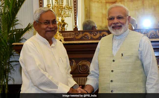 nitish-kumar-pm-modi-handshake-650_650x400_81495883461