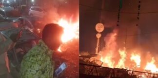 दिल्ली में लाल किले के पास कार में ब्लास्ट के बाद कैसा है मंजर
