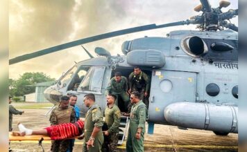श्रीलंका में दित्वाह तूफान का कहर, 30 देशों के लोगों को भारतीय वायुसेना ने बचाया