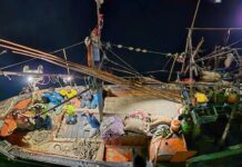 समुद्र में खदेड़कर पकड़ी गई पाकिस्तानी नाव ‘अल-मदीना’, 9 क्रू मेंबर हिरासत में