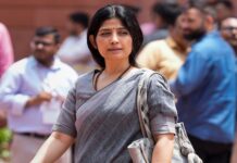 ये सत्ता का अहंकार…शंकराचार्य विवाद में अखिलेश के बाद डिंपल यादव की एंट्री