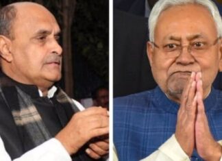 नीतीश कुमार के लिए भारत रत्न मांगने पर जेडीयू में क्यों मच गया घमासान?