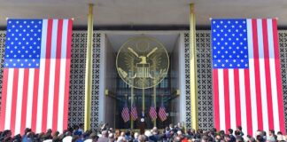 भारत में मौजूद अमेरिकी एंबेसी में नौकरी कैसे मिलती है? जानें कहां करना होता है आवेदन