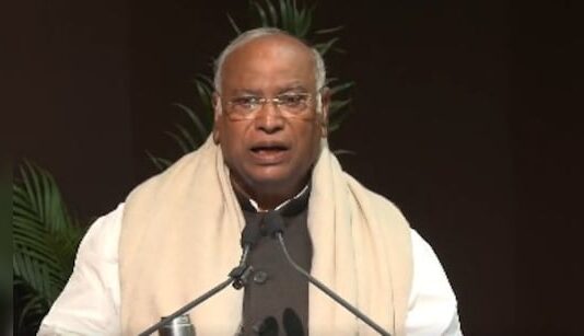 आप कभी चायवाला थे क्या? कांग्रेस अध्यक्ष मल्लिकार्जुन खरगे ने पीएम मोदी को लेकर दिया बड़ा बयान