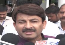 मनोज तिवारी के घर हुई चोरी का हुआ खुलासा, पूर्व स्टाफ ने ऐसे प्लानिंग कर दिया था घटना को अंजाम