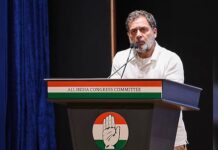 बुधवार दोपहर 12 बजे लोकसभा में बोलेंगे राहुल गांधी, ट्रेड डील के मुद्दे पर सरकार को घेरने की तैयारी