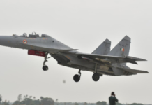 पूर्वांचल एक्सप्रेसवे पर लड़ाकू विमानों ने हवा में दिखाया करतब, 22 और 23 अप्रैल को होगा मुख्य कार्यक्रम