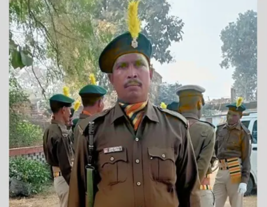 बंगाल चुनाव में ड्यूटी के दौरान झारखंड पुलिस के जवान की मौत, परिजनों ने बीमार हालत में काम करवाने का लगाया आरोप