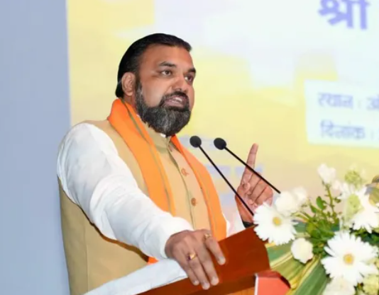 ऐसा स्कूल बनाएंगे जहां बेटे-बेटियों के नामांकन के लिए अफसर-नेता करेंगे पैरवी’, CM सम्राट चौधरी ने किया एलान