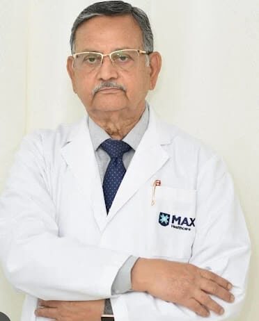 न्यूरो सर्जरी के क्षेत्र में एक प्रसिद्ध नाम डॉ मजहर हुसैन स्टमक किंडनेस लुकोरियस की बीमारी के कारण मेदांता लखनऊ में उपचार