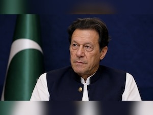 7242546-imran-khan-jail (1)