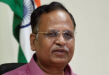 सत्येंद्र जैन गिरफ्तार: केजरीवाल बोले- फर्जी साबित होगा केस, BJP का पलटवार